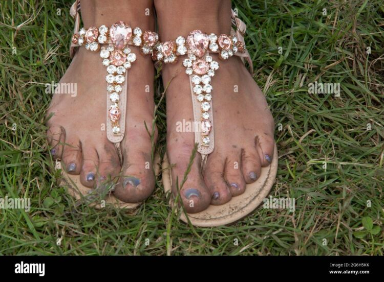 catalina benitez feet