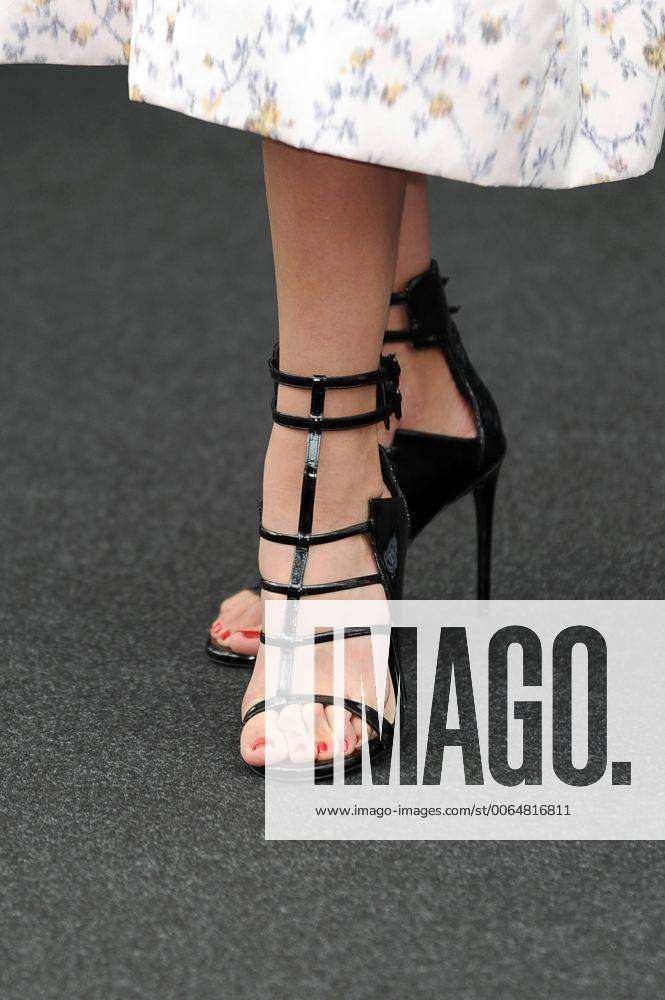 catalina denis feet 2