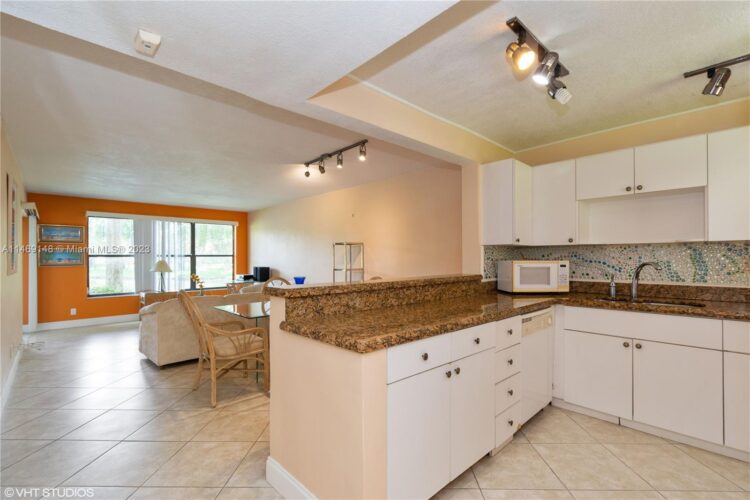 catalina torres feet 6