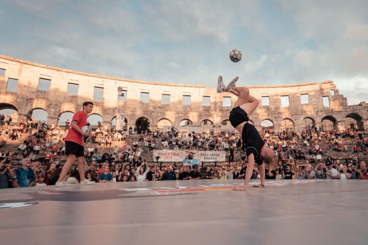 catalina vega pina feet 5