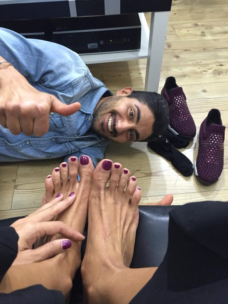 caterina balivo feet 3