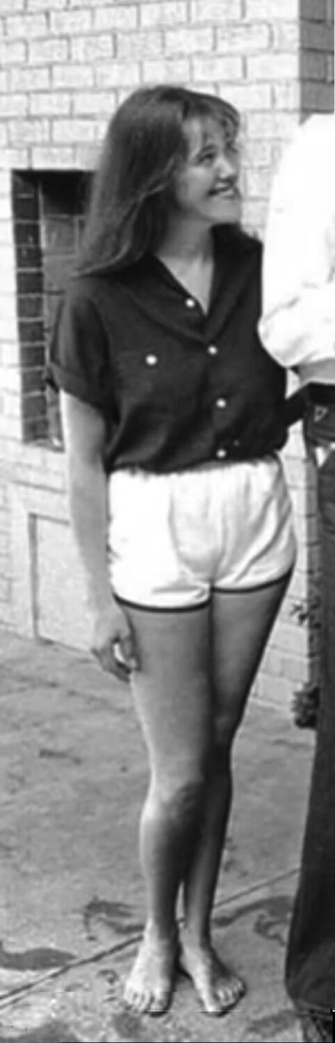 catherine ohara feet 3