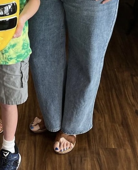 catherine sutherland feet 1