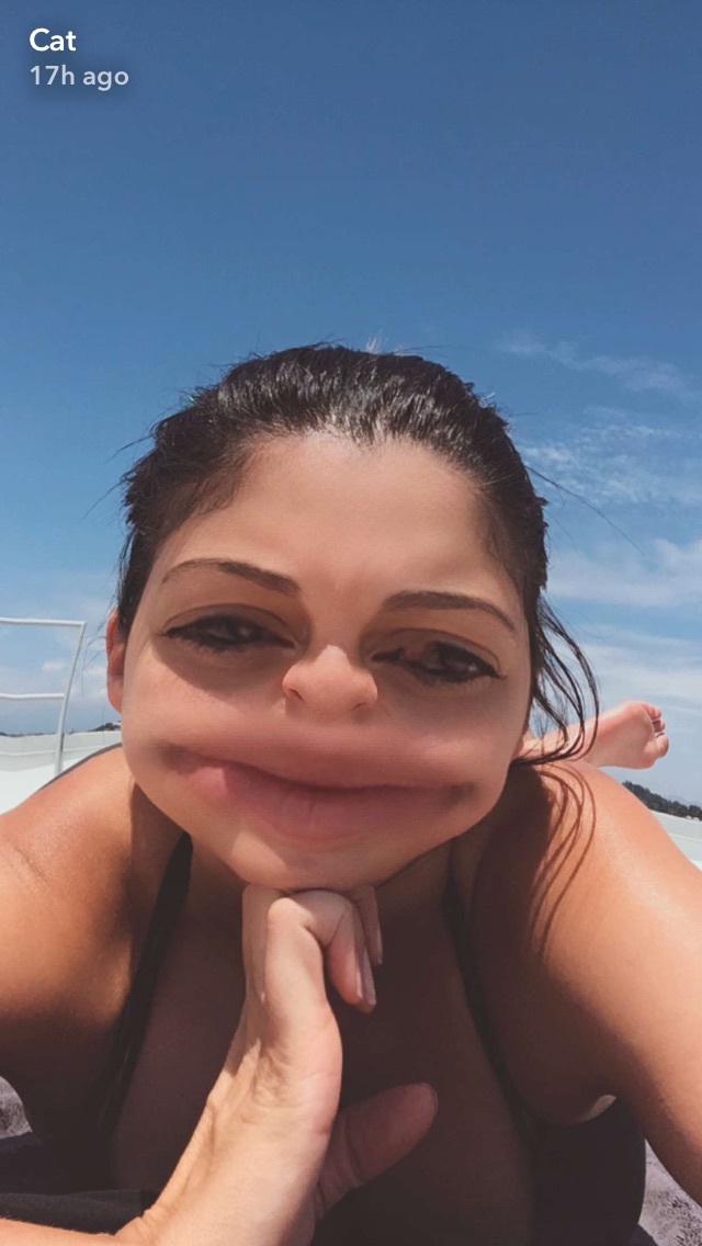 catherine valdes feet 5