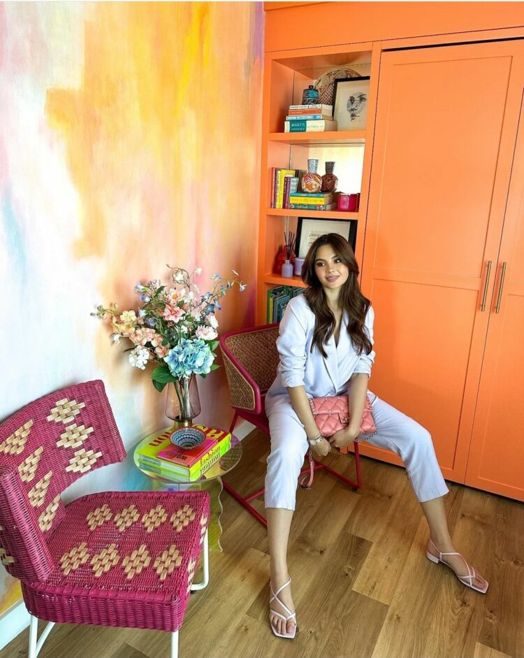 catriona gray feet 4