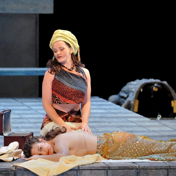 cecila comunales feet 5