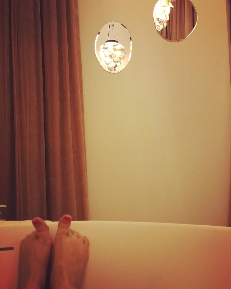 cecile bois feet