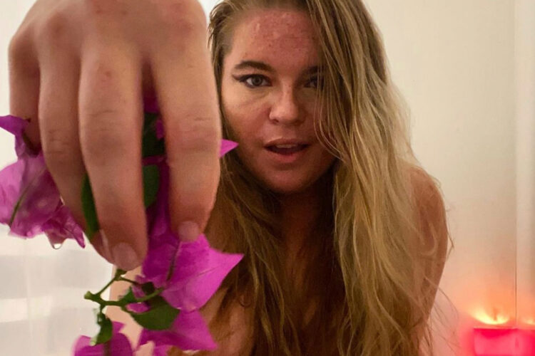 cecily chapman feet 5