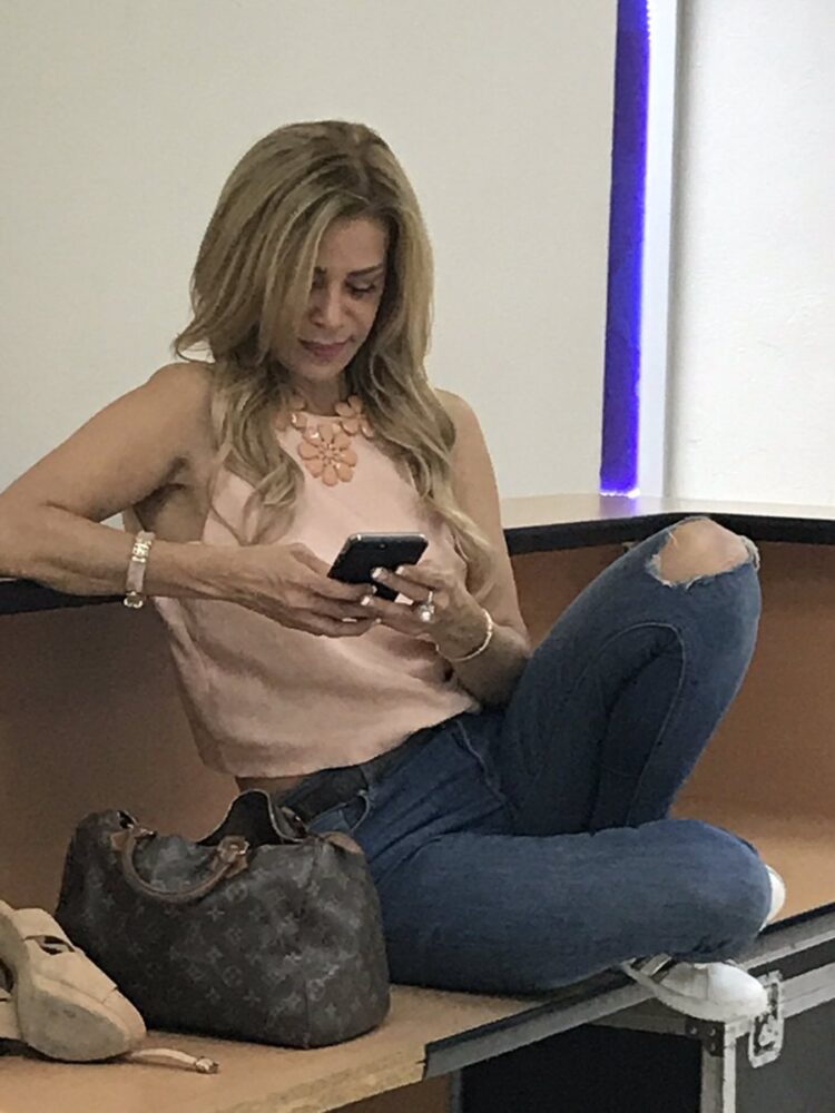 cecy gutierrez feet 4