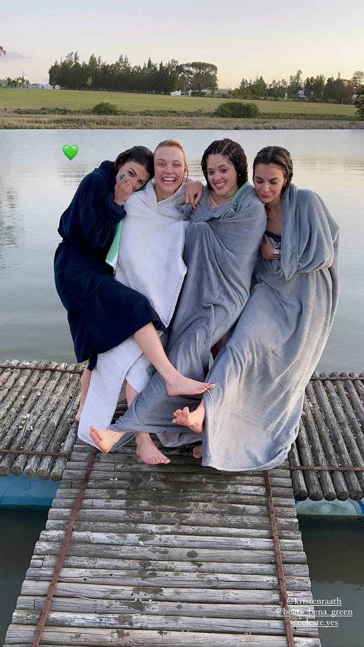 celeste loots feet 6