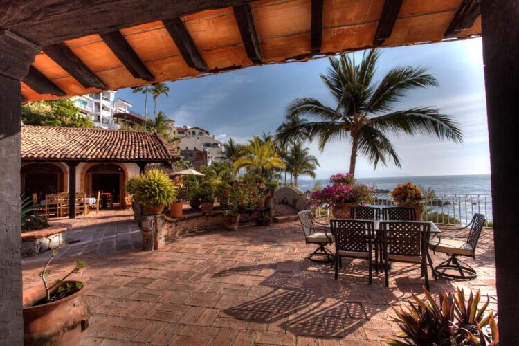 celeste villa feet 3