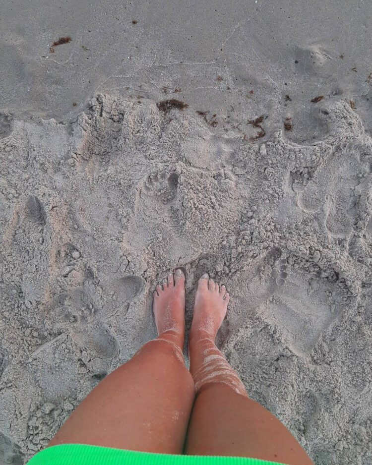 celia fuentes feet 3