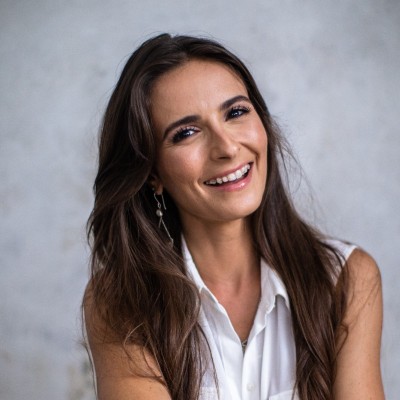 celinne da costa feet 2