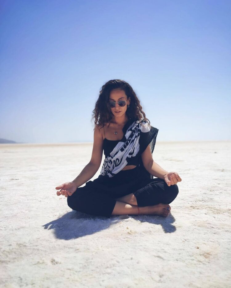 cemre melis cinar feet