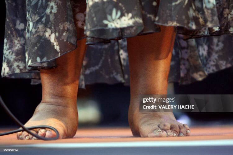 cesaria evora feet 6