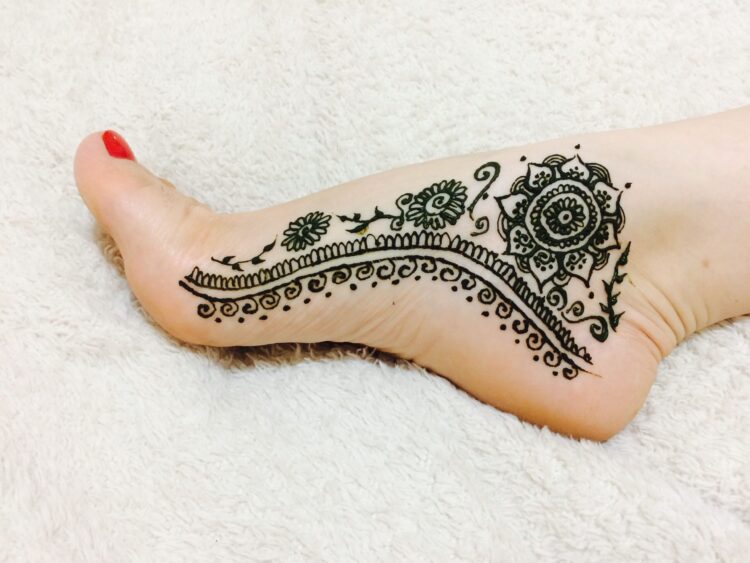 cezara cristescu feet 3 scaled