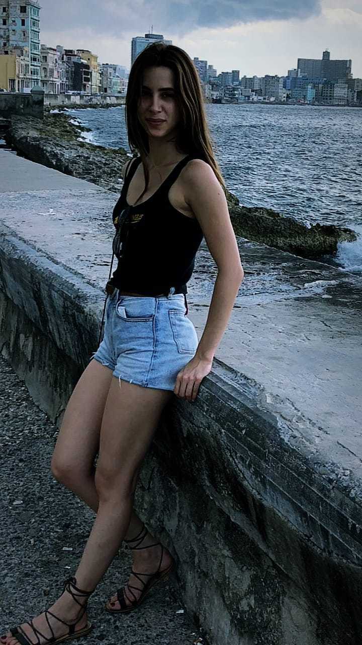 chabeli sastre gonzalez feet 3