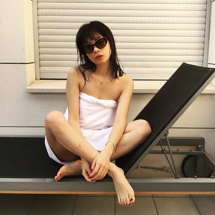 chacha maembong feet 2