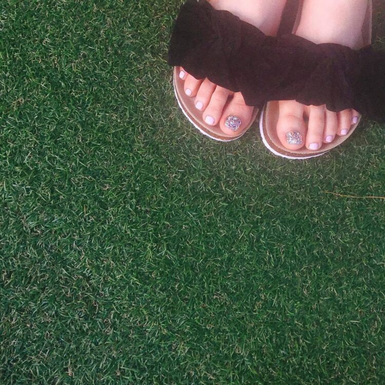 chae kyung yoon feet