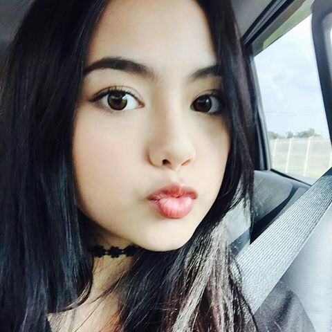 chaleeda gilbert feet 4