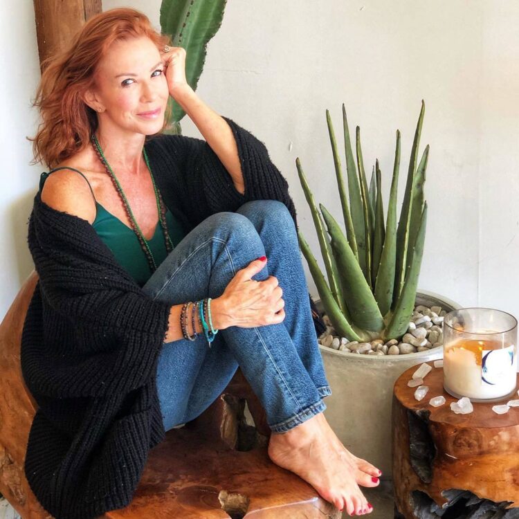 challen cates feet 1