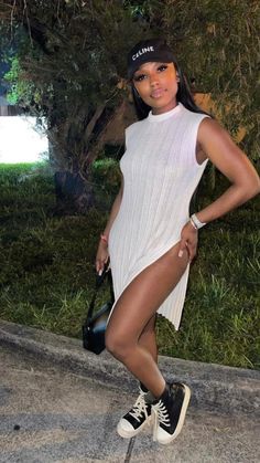 chalynn monee feet 6