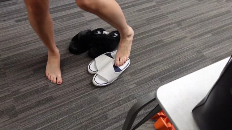 chandler juliet feet