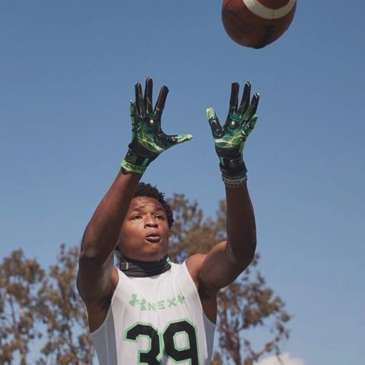 chandler spivey feet 4