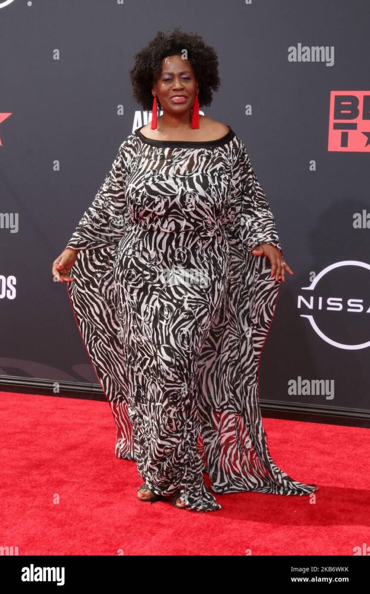 chandra currelley young feet 6