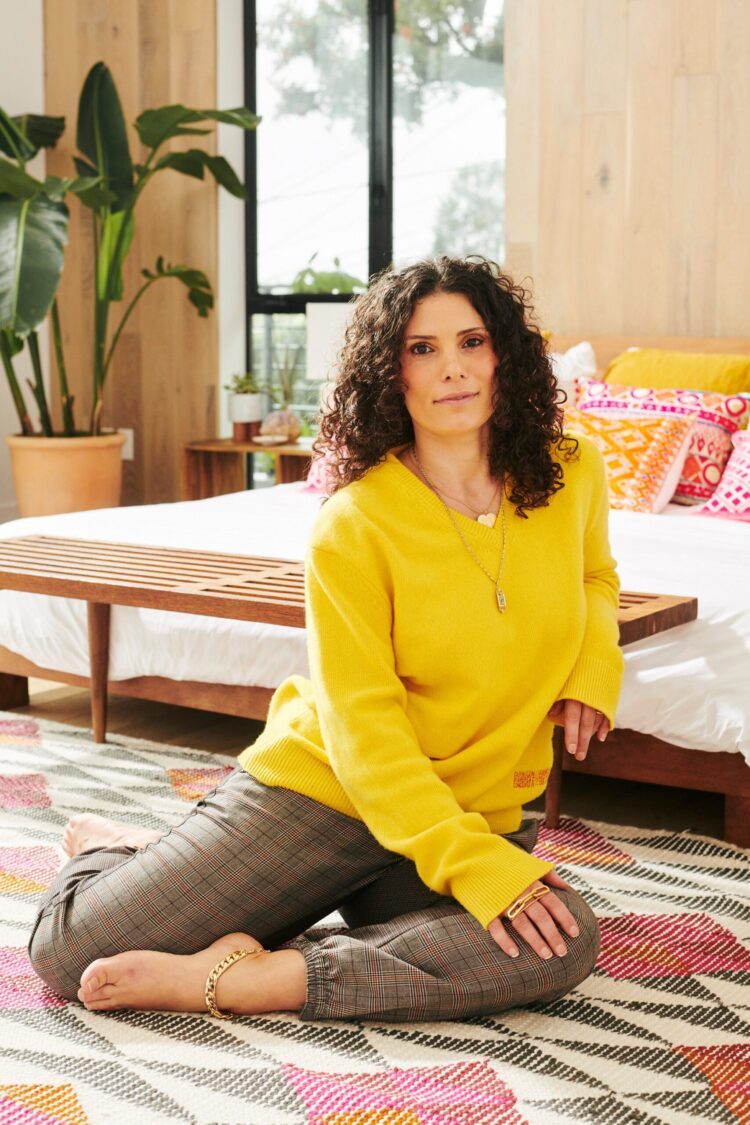 chani nicholas feet scaled