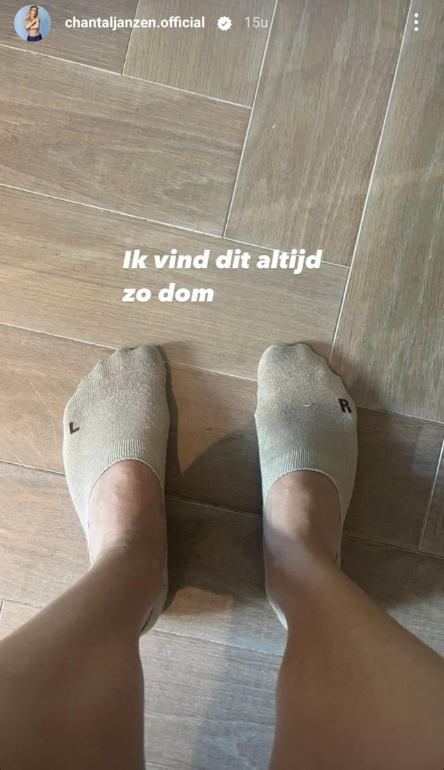 chantal janzen feet 5