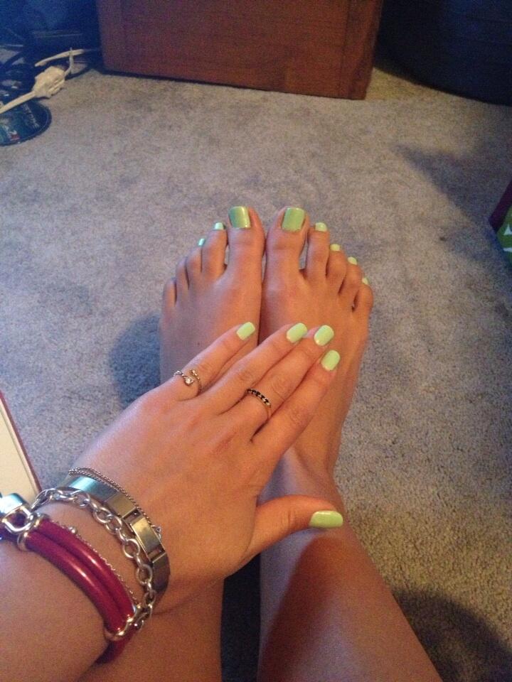 chantel jeffries feet