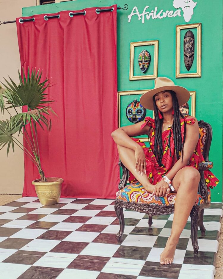 chantel riley feet 4