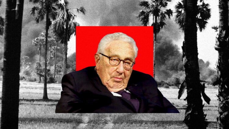 chaos kissinger feet