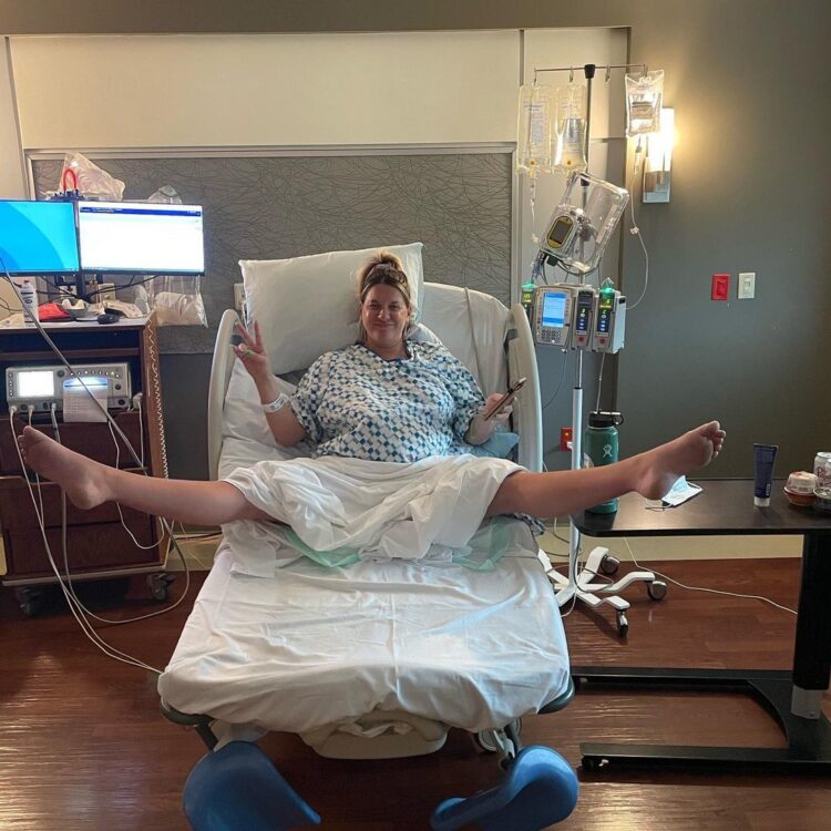 charity lynne baroni feet