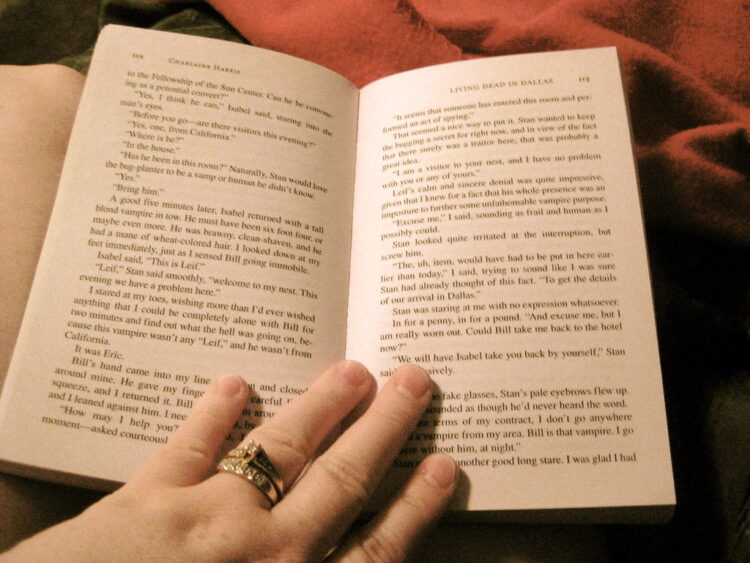 charlaine harris feet 3