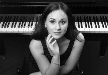 charlene farrugia feet 3