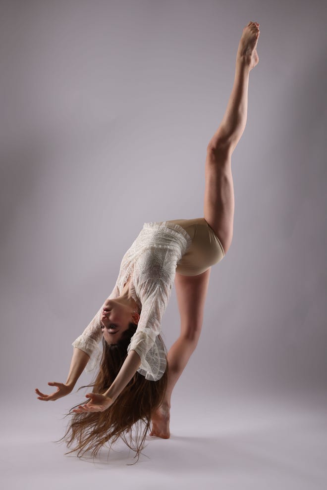 charlo greene feet 6