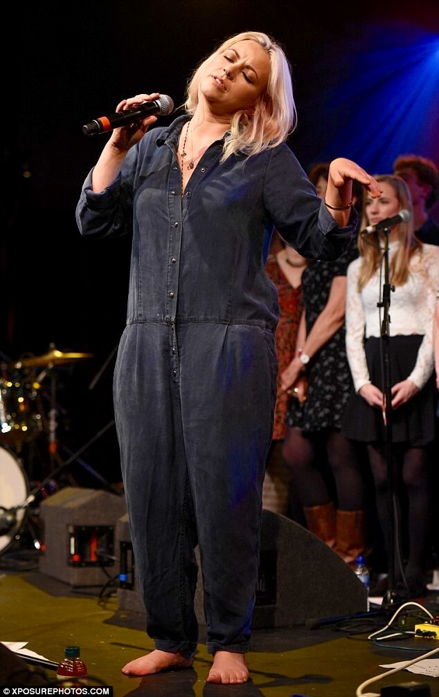 charlotte church feet 2