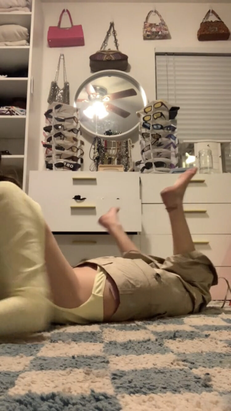 charlotte dalessio feet 4