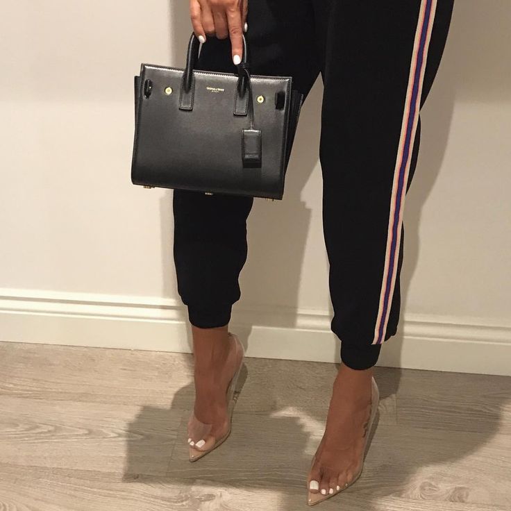 charlotte emliy sanders feet 6