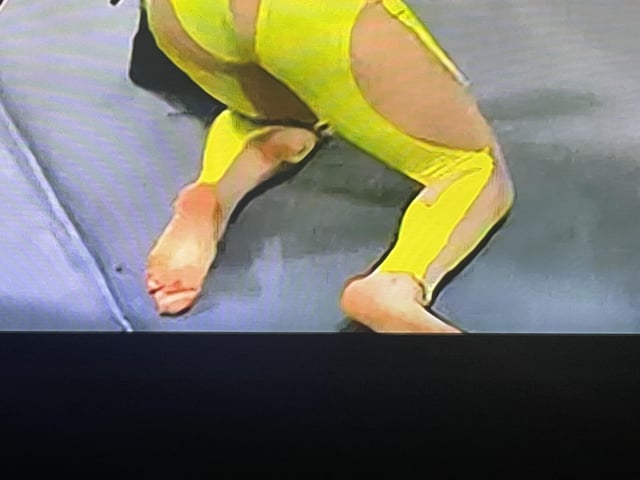 charlotte kelly feet 6