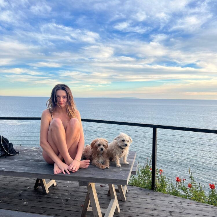 charlotte laws feet 1