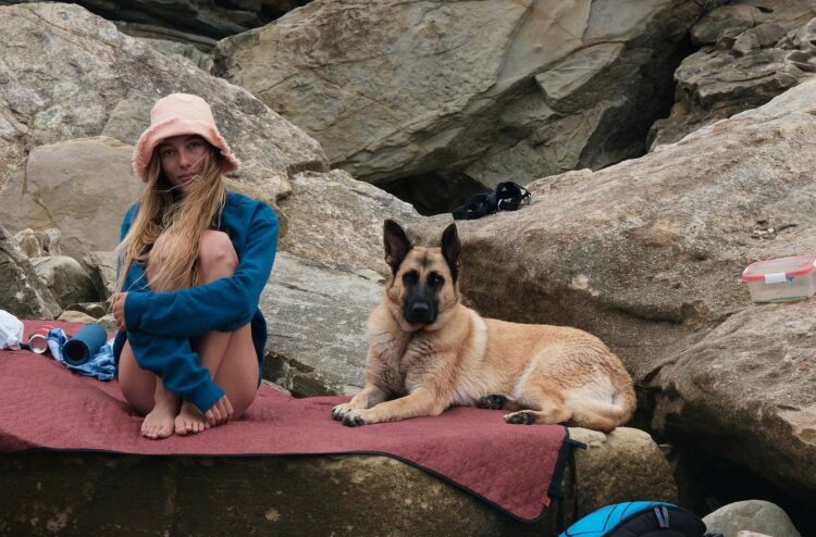 charlotte vega feet 3