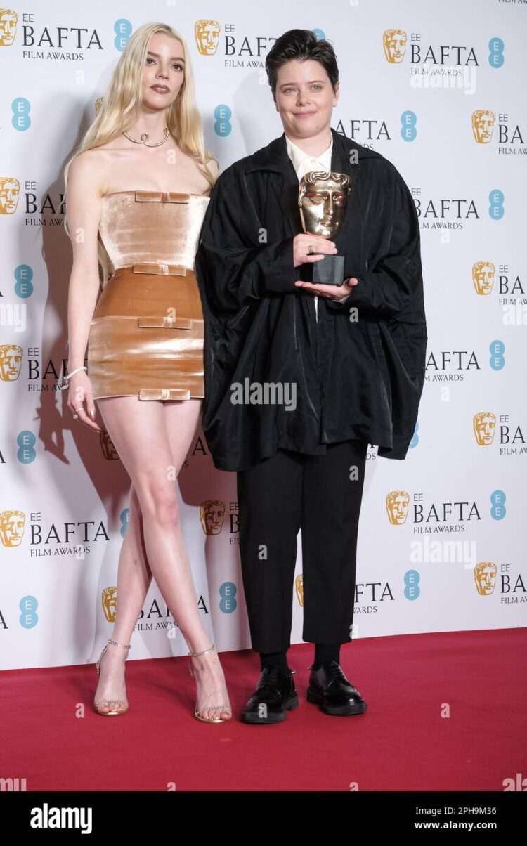 charlotte wells feet 5