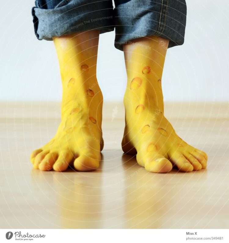 cheesie feet