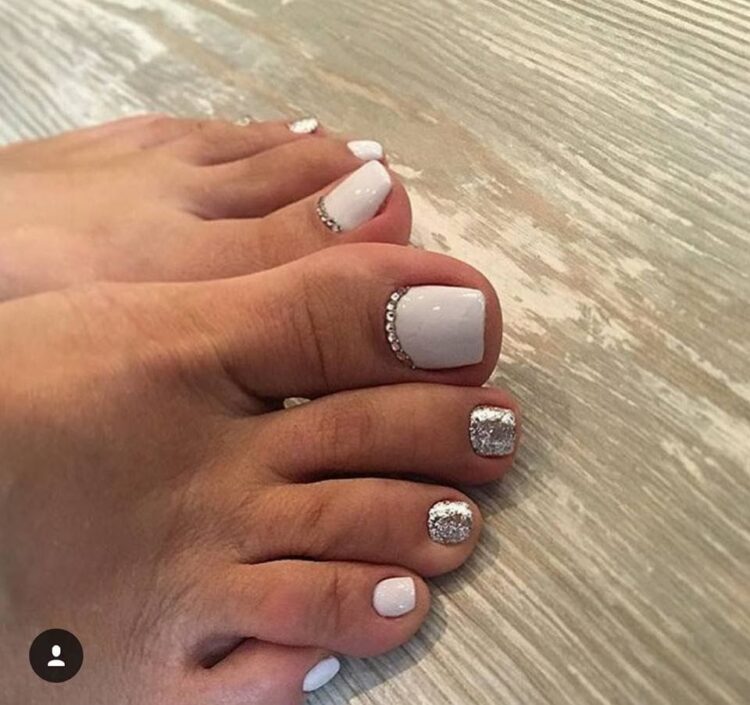 chelsea ferguson feet