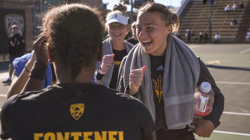 chelsea fontenel feet