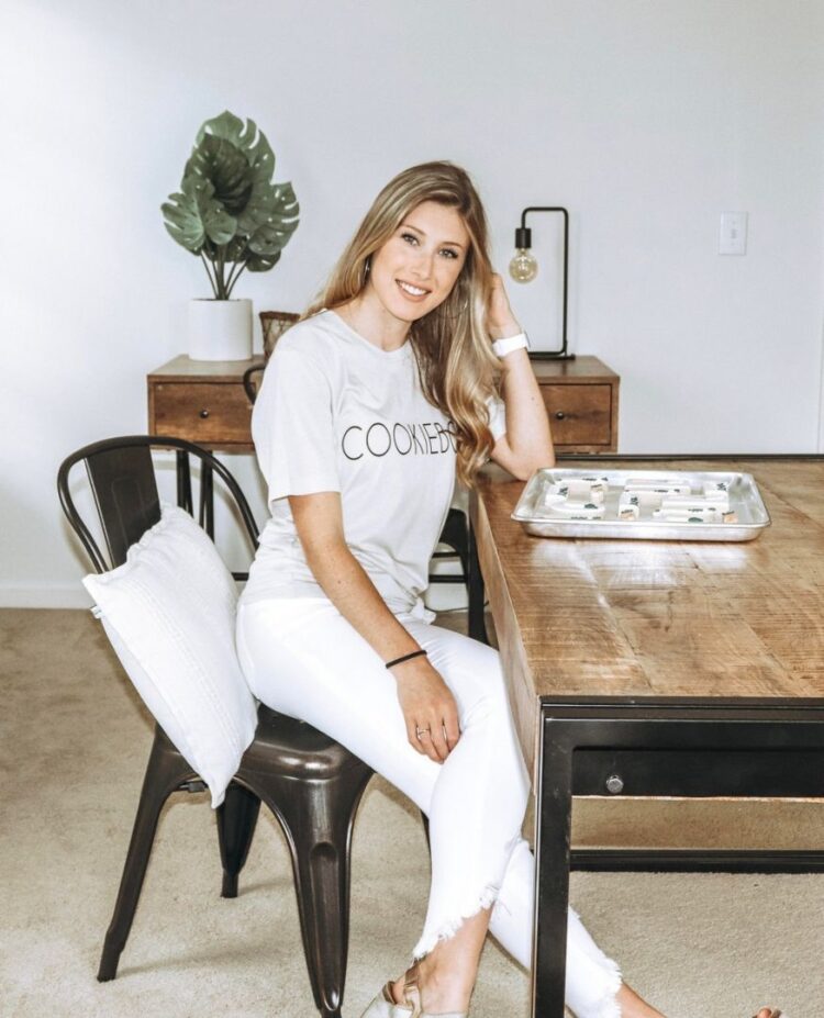 chelsea latimer feet 3