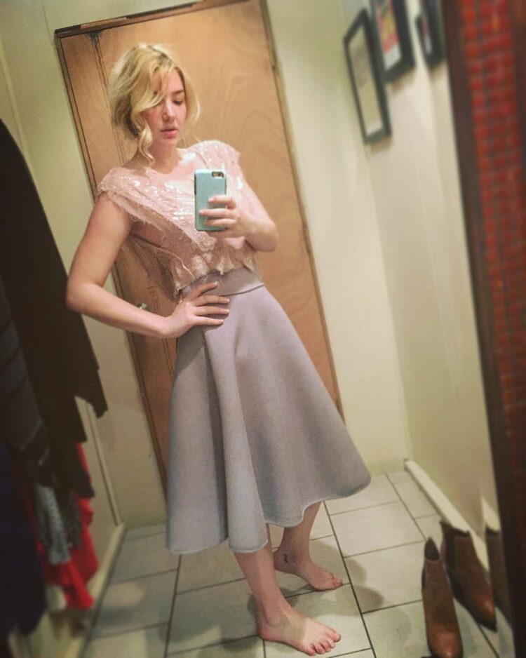 chelsea lawrence feet